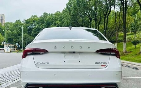 Skoda Octavia IV, 2023 год, 1 890 000 рублей, 8 фотография