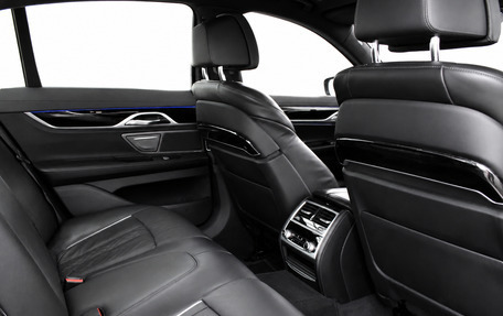 BMW 7 серия, 2020 год, 4 735 000 рублей, 19 фотография