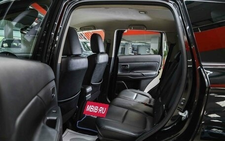 Mitsubishi Outlander III рестайлинг 3, 2014 год, 1 450 000 рублей, 6 фотография