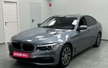 BMW 5 серия, 2019 год, 3 990 000 рублей, 4 фотография