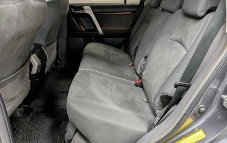 Toyota Land Cruiser Prado 150 рестайлинг 2, 2013 год, 2 650 000 рублей, 4 фотография