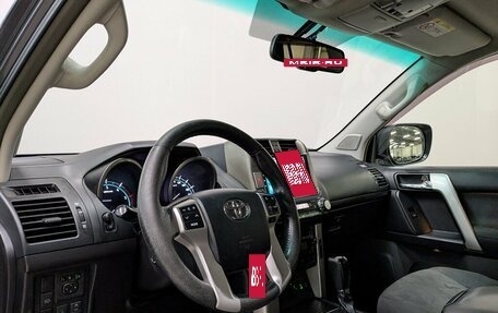 Toyota Land Cruiser Prado 150 рестайлинг 2, 2013 год, 2 650 000 рублей, 2 фотография