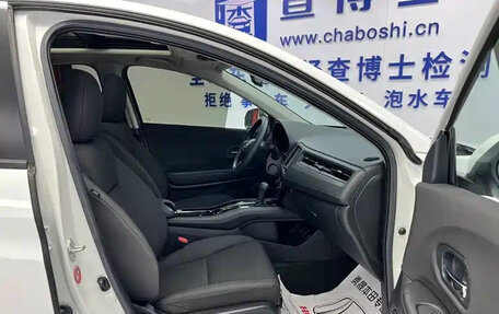 Honda Vezel, 2022 год, 1 160 500 рублей, 14 фотография