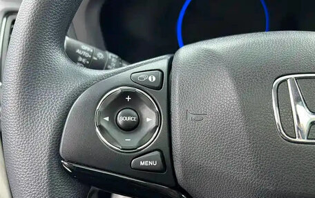 Honda Vezel, 2022 год, 1 160 500 рублей, 6 фотография