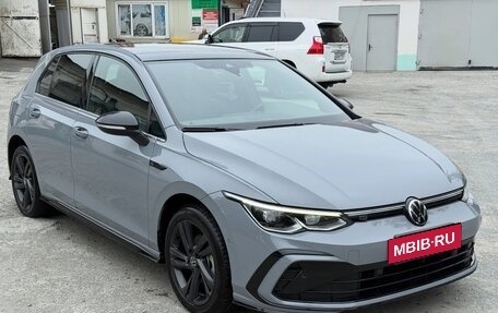Volkswagen Golf VIII, 2023 год, 1 920 000 рублей, 1 фотография
