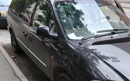 Chrysler Voyager IV, 2003 год, 800 000 рублей, 6 фотография