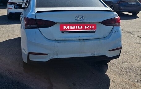 Hyundai Solaris II рестайлинг, 2017 год, 530 000 рублей, 3 фотография