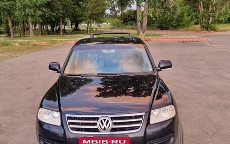 Volkswagen Touareg III, 2004 год, 850 000 рублей, 3 фотография