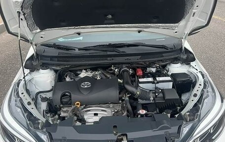 Toyota Yaris XP150 рестайлинг, 2022 год, 1 450 000 рублей, 4 фотография