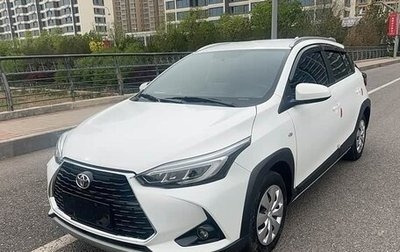 Toyota Yaris XP150 рестайлинг, 2022 год, 1 450 000 рублей, 1 фотография