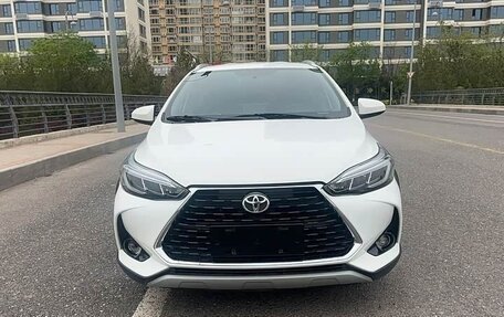 Toyota Yaris XP150 рестайлинг, 2022 год, 1 450 000 рублей, 3 фотография