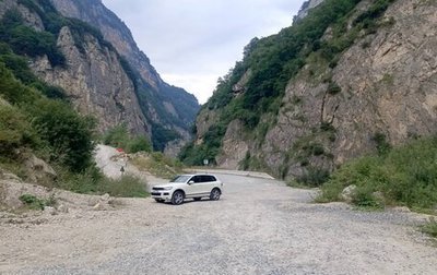 Volkswagen Touareg III, 2011 год, 1 540 000 рублей, 1 фотография