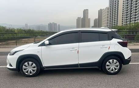 Toyota Yaris XP150 рестайлинг, 2022 год, 1 450 000 рублей, 11 фотография
