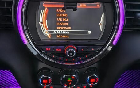 MINI Hatch, 2017 год, 1 670 000 рублей, 11 фотография