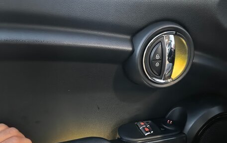 MINI Hatch, 2017 год, 1 670 000 рублей, 13 фотография