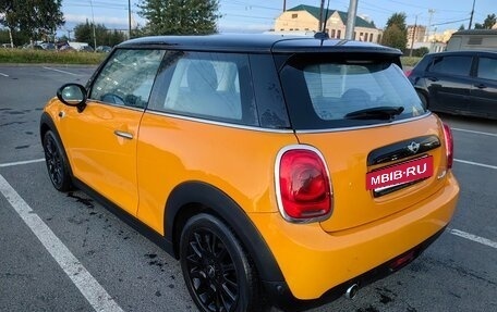 MINI Hatch, 2017 год, 1 670 000 рублей, 5 фотография