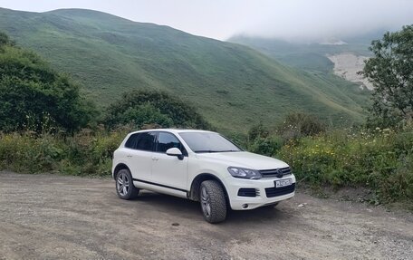 Volkswagen Touareg III, 2011 год, 1 540 000 рублей, 4 фотография