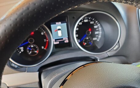 Volkswagen Golf VI, 2012 год, 1 300 000 рублей, 10 фотография