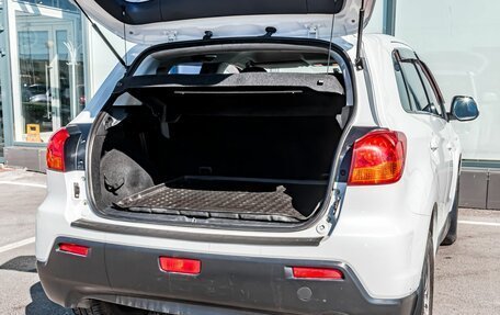 Mitsubishi ASX I рестайлинг, 2012 год, 1 000 000 рублей, 22 фотография