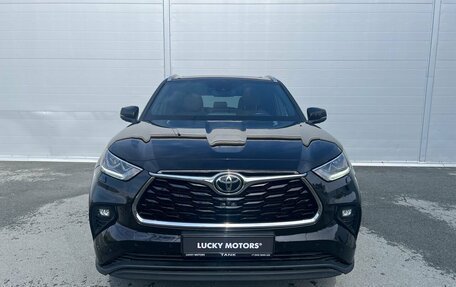 Toyota Highlander, 2021 год, 4 474 000 рублей, 2 фотография