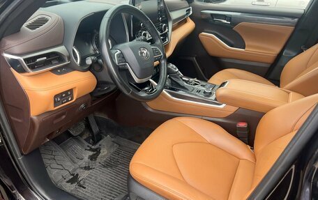 Toyota Highlander, 2021 год, 4 474 000 рублей, 9 фотография
