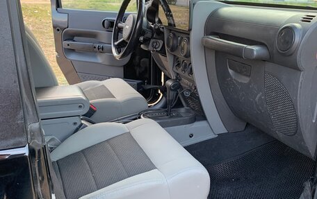 Jeep Wrangler, 2010 год, 2 700 000 рублей, 19 фотография