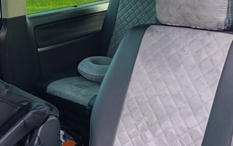 Volkswagen Multivan T5, 2006 год, 900 000 рублей, 9 фотография