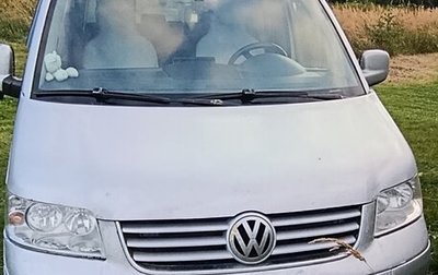Volkswagen Multivan T5, 2006 год, 900 000 рублей, 1 фотография