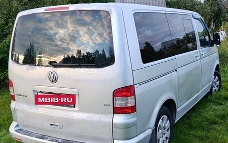 Volkswagen Multivan T5, 2006 год, 900 000 рублей, 3 фотография