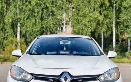 Renault Fluence I, 2016 год, 915 000 рублей, 2 фотография