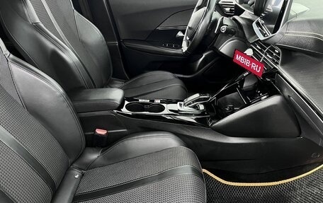 Peugeot 2008 II, 2020 год, 1 700 000 рублей, 12 фотография