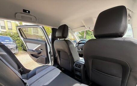 Opel Astra, 2023 год, 2 308 000 рублей, 16 фотография