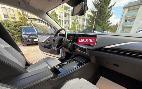 Opel Astra, 2023 год, 2 308 000 рублей, 14 фотография