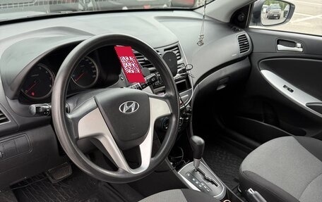 Hyundai Solaris II рестайлинг, 2014 год, 900 000 рублей, 9 фотография