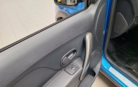 Renault Logan II, 2019 год, 970 000 рублей, 15 фотография