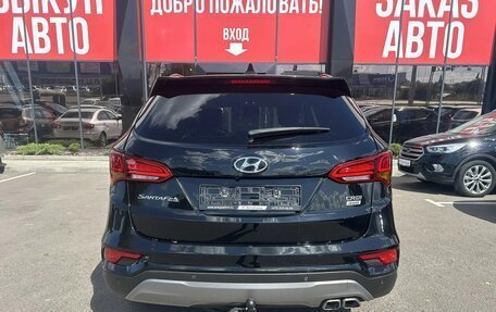Hyundai Santa Fe III рестайлинг, 2017 год, 2 430 000 рублей, 5 фотография