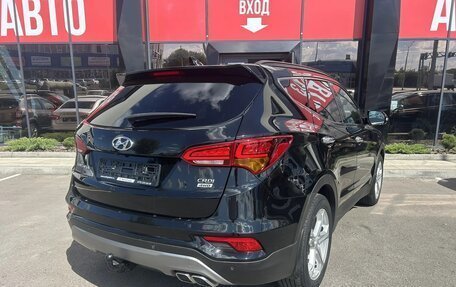 Hyundai Santa Fe III рестайлинг, 2017 год, 2 430 000 рублей, 6 фотография