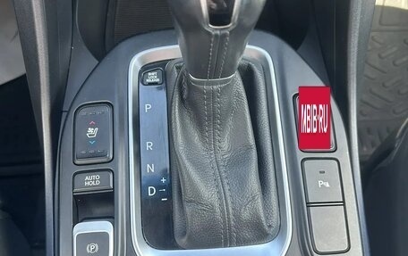 Hyundai Santa Fe III рестайлинг, 2017 год, 2 430 000 рублей, 13 фотография