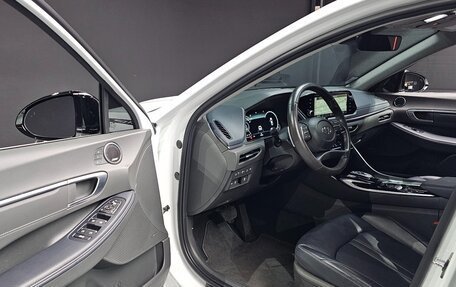 Hyundai Sonata VIII, 2022 год, 1 820 000 рублей, 10 фотография