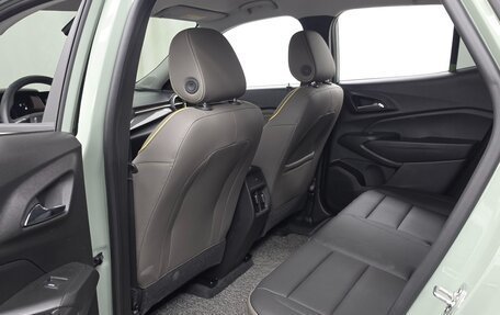 Chevrolet Trax, 2023 год, 1 863 000 рублей, 19 фотография