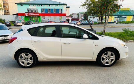Opel Astra J, 2011 год, 637 000 рублей, 6 фотография