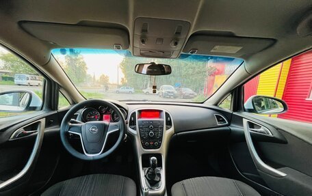 Opel Astra J, 2011 год, 637 000 рублей, 15 фотография