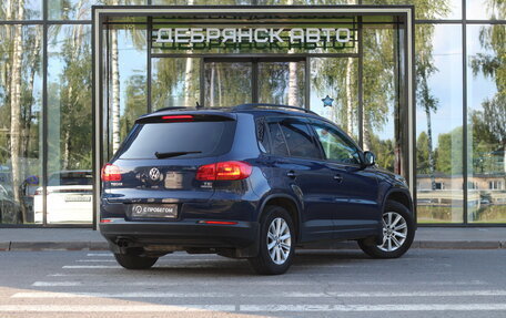 Volkswagen Tiguan I, 2011 год, 980 000 рублей, 3 фотография