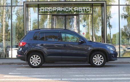 Volkswagen Tiguan I, 2011 год, 980 000 рублей, 4 фотография