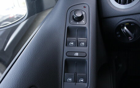 Volkswagen Tiguan I, 2011 год, 980 000 рублей, 16 фотография