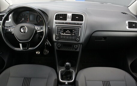 Volkswagen Polo VI (EU Market), 2016 год, 1 145 000 рублей, 9 фотография