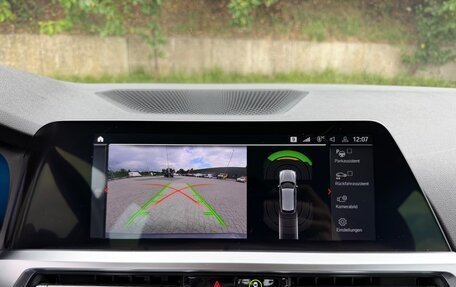 BMW 3 серия, 2022 год, 3 190 000 рублей, 17 фотография