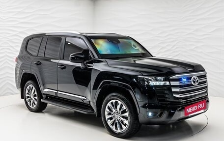 Toyota Land Cruiser, 2026 год, 25 899 944 рублей, 2 фотография