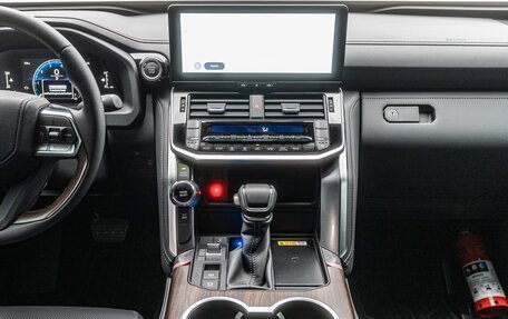 Toyota Land Cruiser, 2026 год, 25 899 944 рублей, 11 фотография