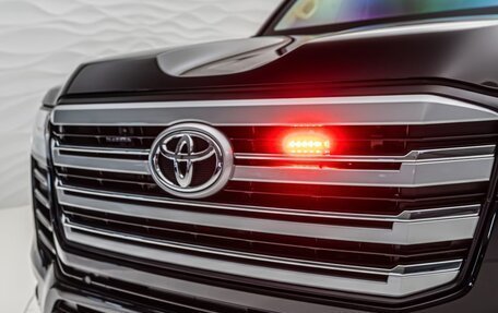 Toyota Land Cruiser, 2026 год, 25 899 944 рублей, 23 фотография